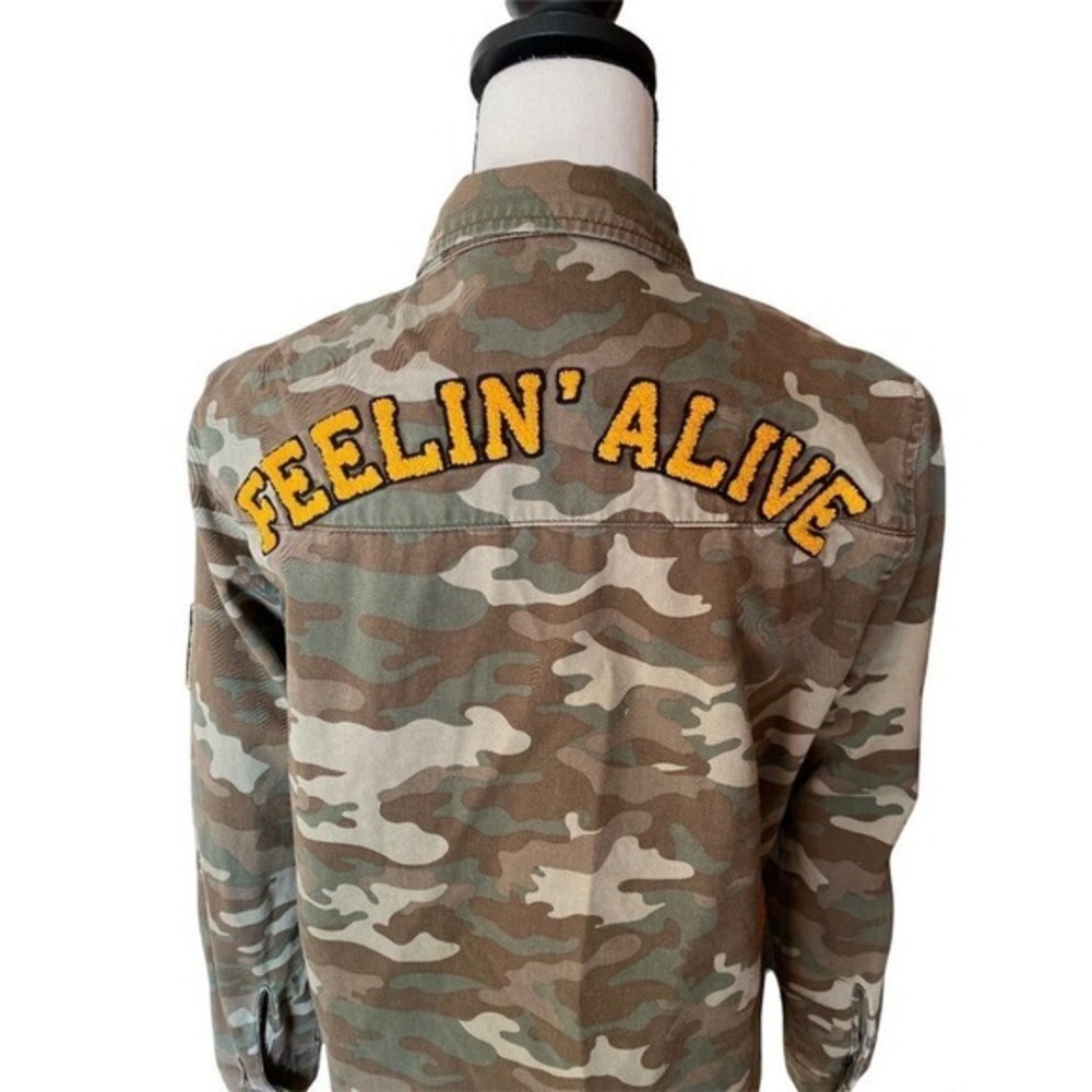 Camo Print Button Down Shirt Jacket with Patches, Military Style, Casual Small - Picture 9 of 14